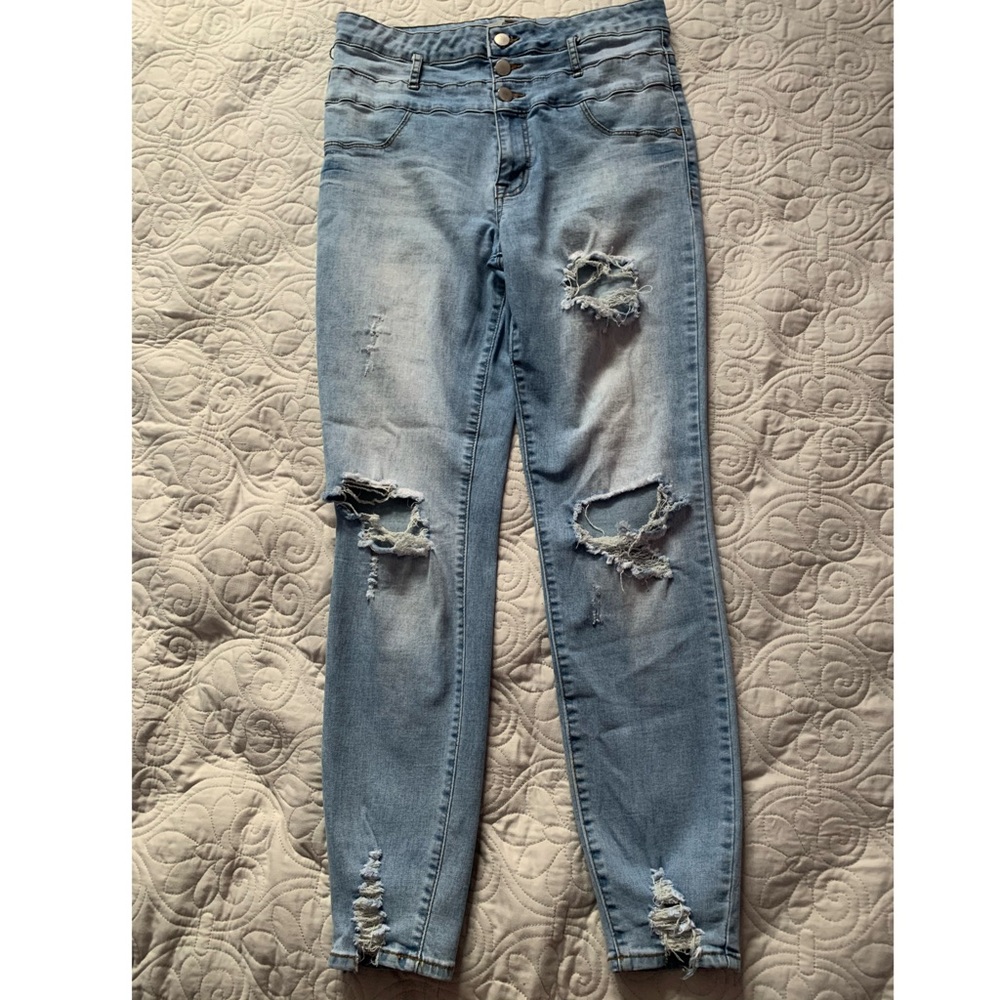Jeans- High Waisted Light Wash Ripped Refuge Jeans